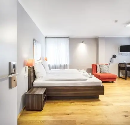 Tek Büyük Yataklı Oda (Studio up to 3)