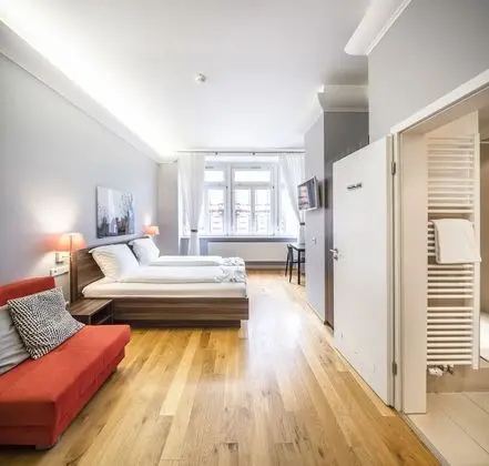 Tek Büyük Yataklı Oda (Studio up to 3)