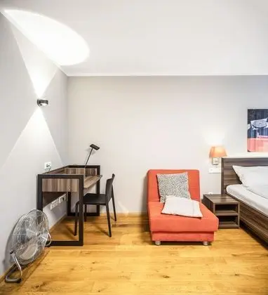 Tek Büyük Yataklı Oda (Studio up to 3)