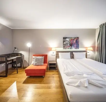 Tek Büyük Yataklı Oda (Studio up to 3)