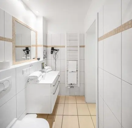 Tek Büyük Yataklı Oda (Studio up to 3)