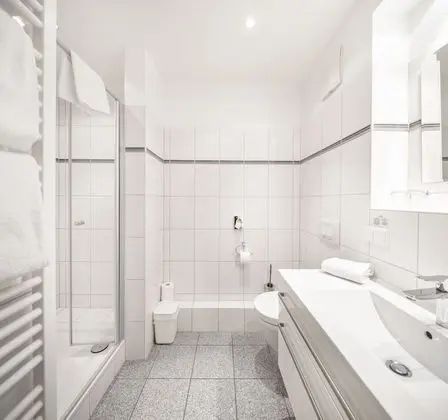 Tek Büyük Yataklı Oda (Studio up to 3)
