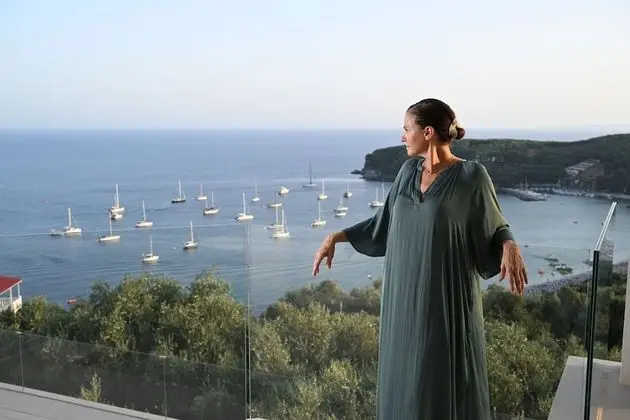 Superior Süit, Sıcak Su Havuzu, Deniz Manzaralı