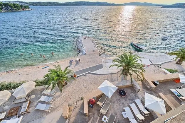 Luxury Villa, 4 Bedrooms, Terrace, Sea View