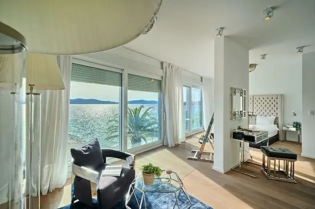 Luxury Villa, 4 Bedrooms, Terrace, Sea View