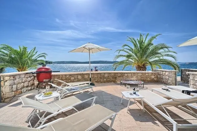 Luxury Villa, 4 Bedrooms, Terrace, Sea View