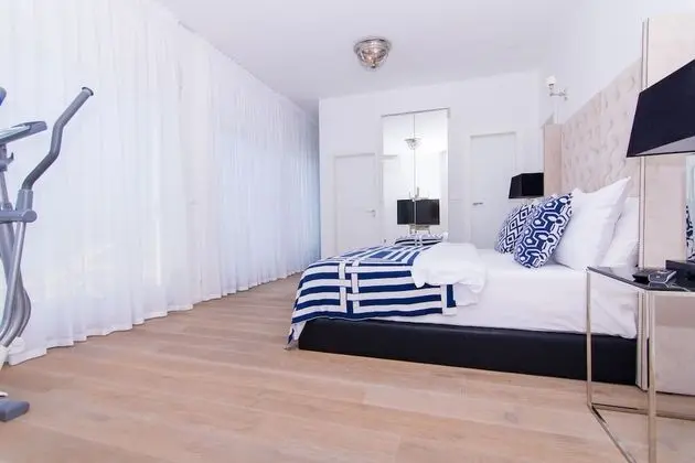 Luxury Villa, 5 Bedrooms, Terrace, Sea View