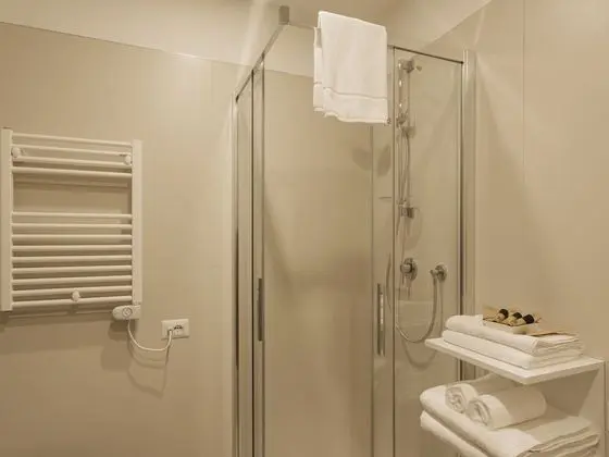 Dört Kişilik Oda, Banyolu/Duşlu, Park Manzaralı