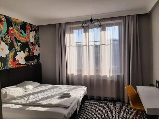 Tek Büyük veya İki Ayrı Yataklı Oda