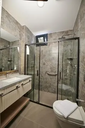 2 Ayrı Yatakli Deluxe