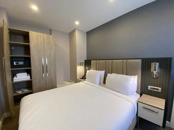 Roof Floor Suit Room, Şehir Manzaralı