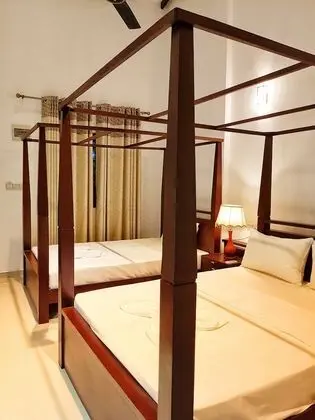 Deluxe Tek Büyük Yataklı Oda, 2 Çift Kişilik Yatak, Sigara İçilmez