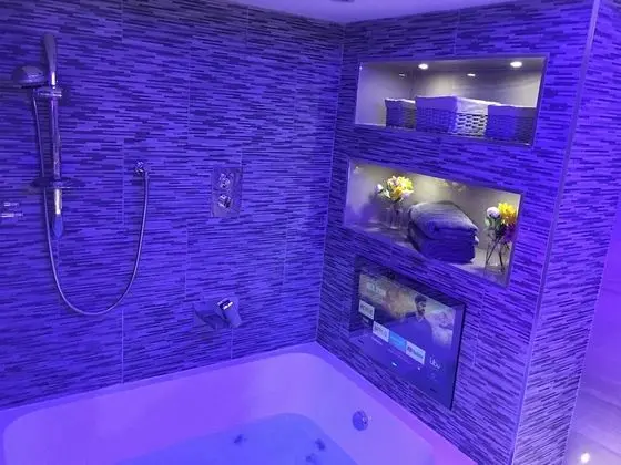 Superior Süit, Engellilere Uygun, Sıcak Su Havuzu (Flat 3)