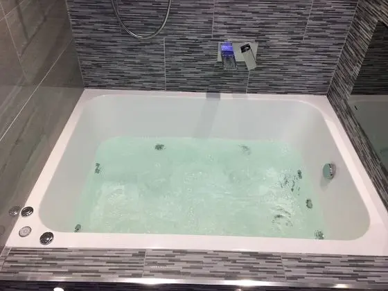 Superior Süit, Engellilere Uygun, Sıcak Su Havuzu (Flat 3)