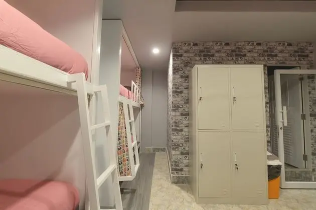 6-Bed Female Dormitory Room