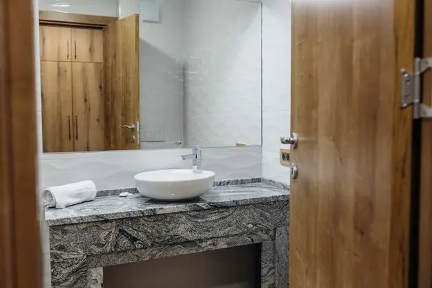 Tek Büyük veya İki Ayrı Yataklı Oda