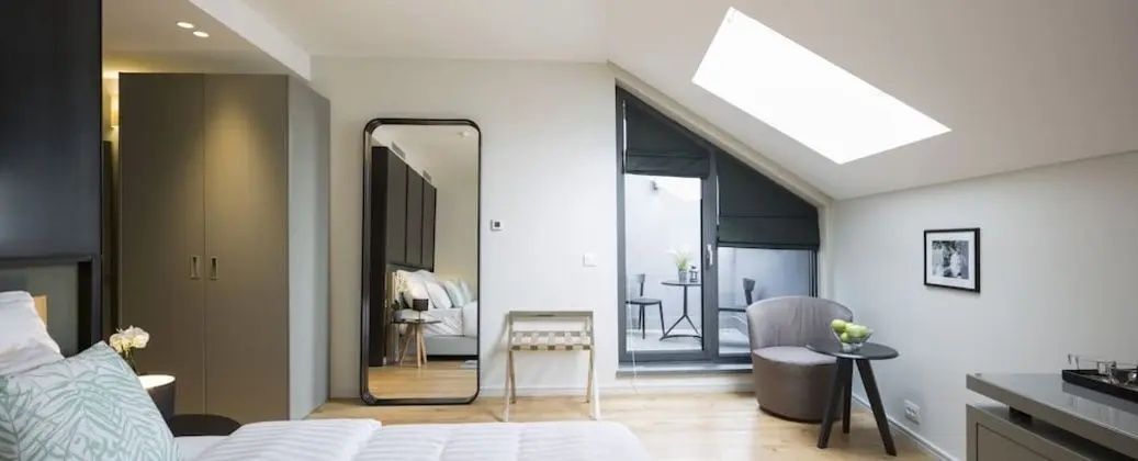 Deluxe Tek Büyük veya İki Ayrı Yataklı Oda, Balkon, Şehir Manzaralı