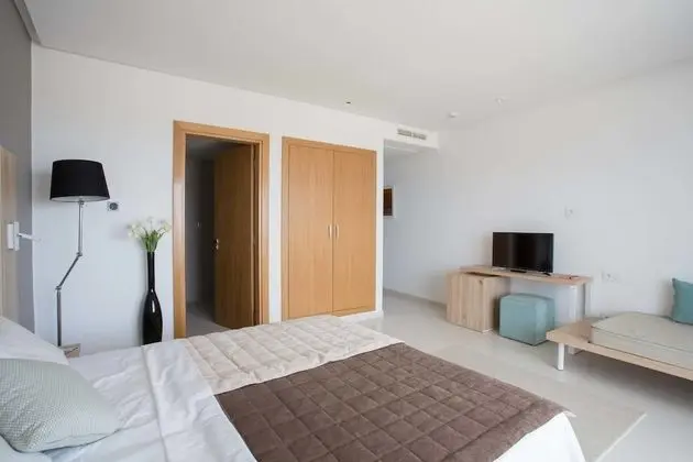 Standard Tek Büyük Yataklı Oda, Golf Manzaralı