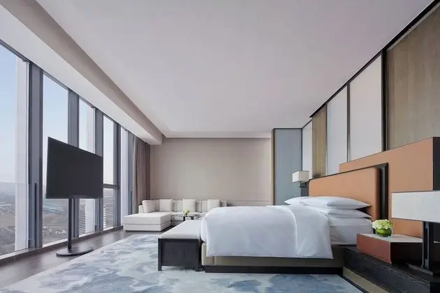 Oda, 1 En Büyük (King) Boy Yatak, Sigara İçilmez, Şehir Manzaralı