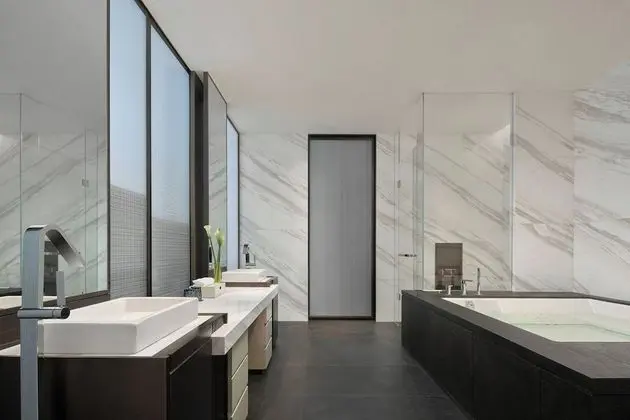 Oda, 1 En Büyük (King) Boy Yatak, Sigara İçilmez, Şehir Manzaralı