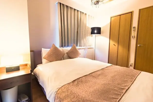 Tek Büyük Yataklı Oda (2 Bed Room 502)