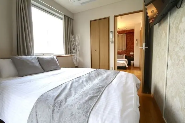 Tek Büyük Yataklı Oda (2 Bed Room 502)