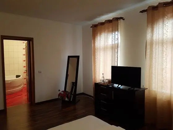 Comfort Tek Büyük Yataklı Oda, 1 Büyük (Queen) Boy Yatak, Sigara İçilmez, Jakuzi