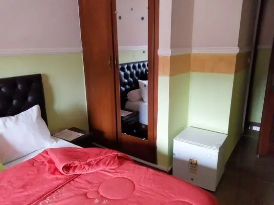 Superior Tek Büyük Yataklı Oda