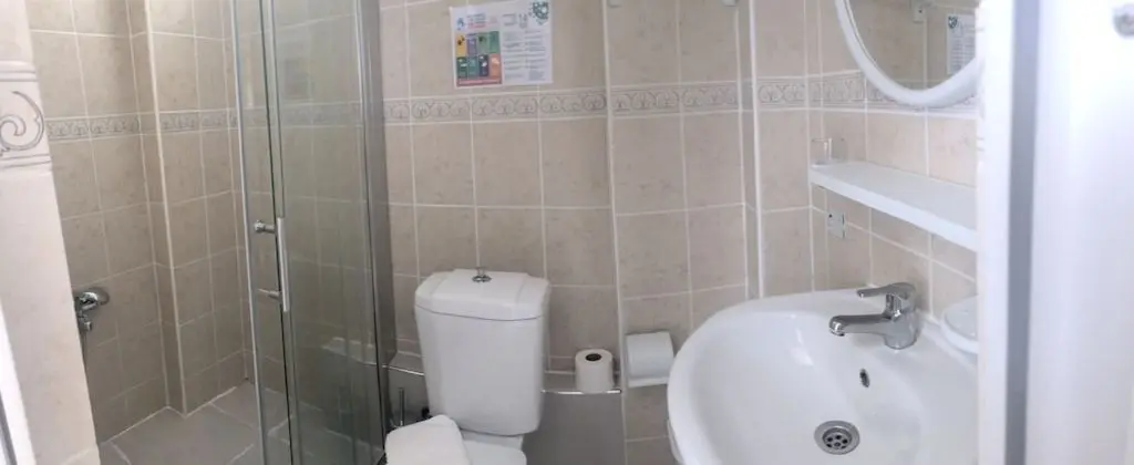 Tek Büyük Yataklı Oda