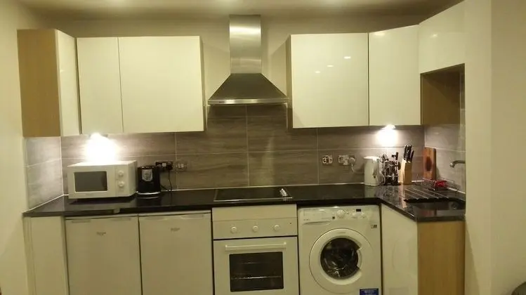 Apart Daire, 2 Yatak Odası, Sigara İçilmez