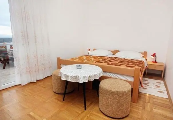 Apart Daire (Ljerka - 100 m from the beach - A1(5))