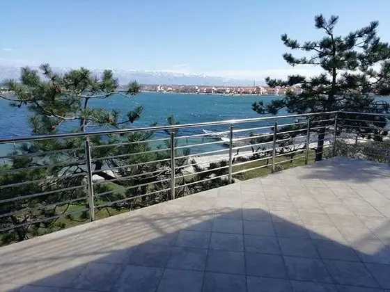 Apart Daire (Ljilja - 10m from the sea with parkin)