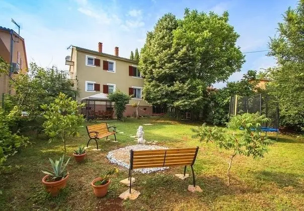 Apart Daire (Ljilja - nice garden - A1(4+2))