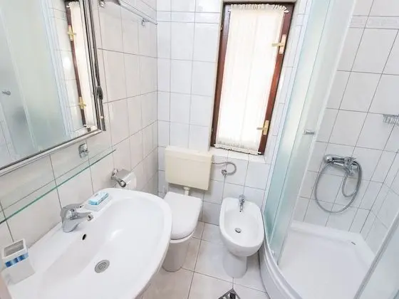 Apart Daire (Ljube - quiet location & close to the)