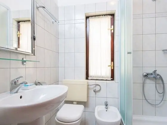 Apart Daire (Ljube - quiet location & close to the)