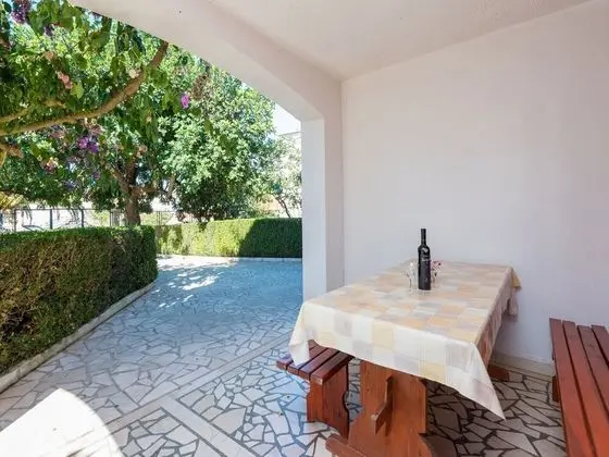 Apart Daire (Ljube - quiet location & close to the)