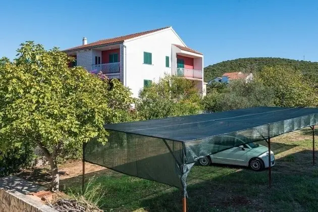 Apart Daire (Ljube - quiet location & close to the)