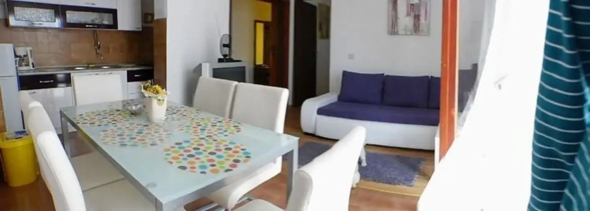 Apart Daire (Ljube - by the sea - A1(6+2))