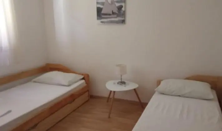 Apart Daire (Ljube - by the sea - A1(6+2))