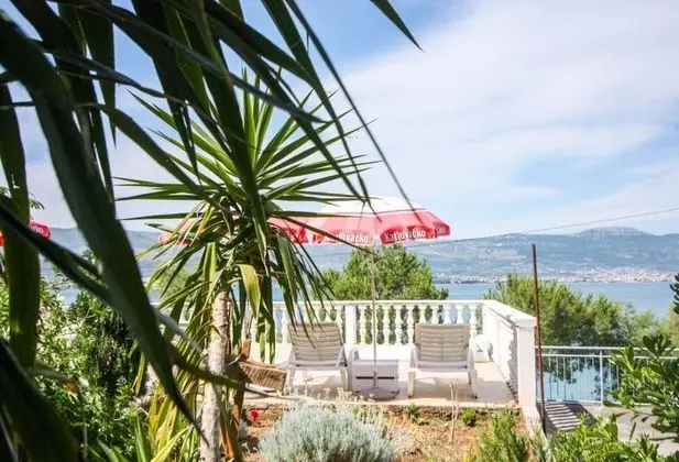 Apart Daire (Ljube - by the sea - A2(2+1))