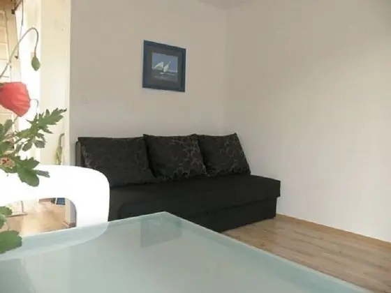 Apart Daire (Ljubi - 20 m from beach - A2 Crveni(2)