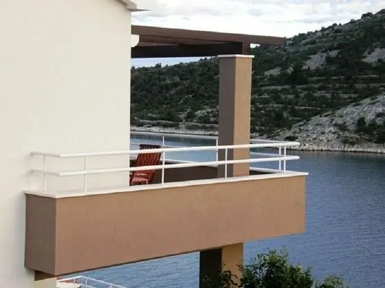 Apart Daire (Ljubi - 20 m from beach - A2 Crveni(2)