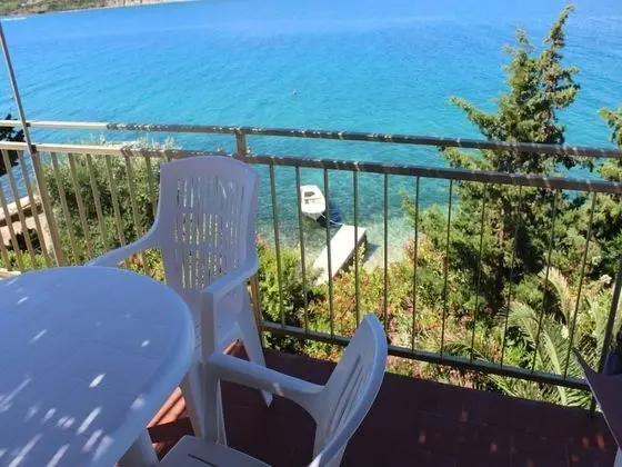 Apart Daire (Ljubo - 15m from the sea - A1(4+4))