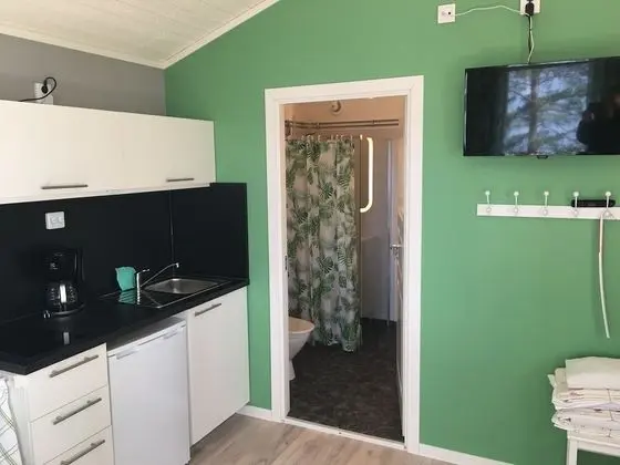 Kulübe (2+2 beds, private bathroom)