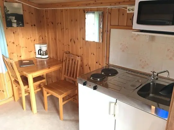 Kulübe (2 beds, shared bathroom)
