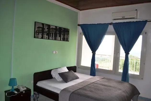 Superior Tek Büyük Yataklı Oda