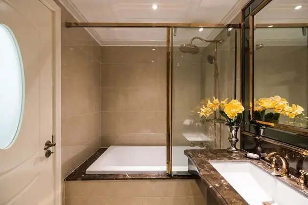 Deluxe Double Room with Pool View