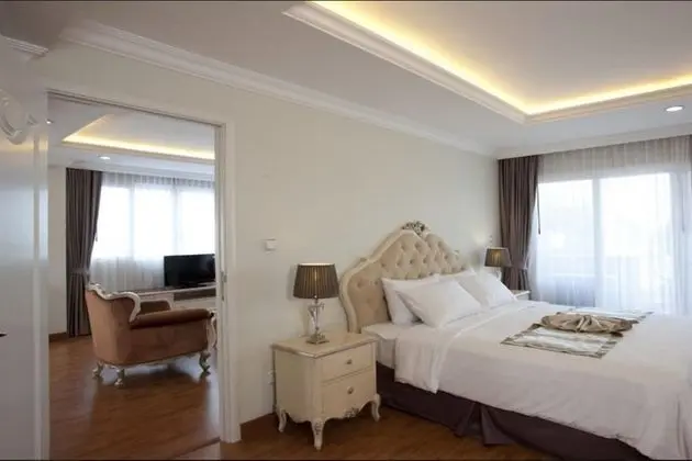 One Bedroom Suite