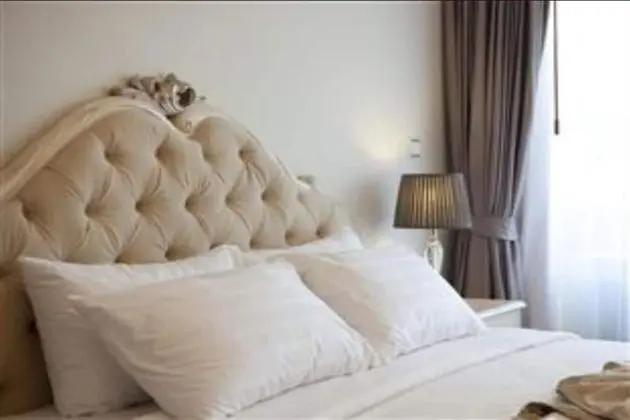 One Bedroom Suite