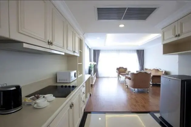 One Bedroom Suite